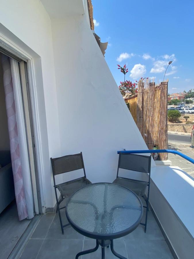 1-Bedroom Duplex 100M By The Sea リマソール エクステリア 写真